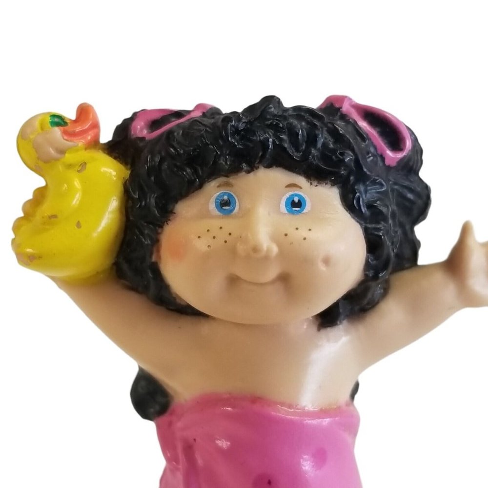 Cabbage Patch Mini Doll PVC Toy Figure Vintage 1984 80s Kid Bathtime Pink Towel - Picture 4 of 7